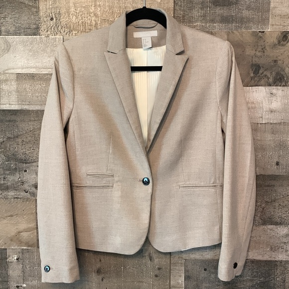 H&M Blazer - Picture 2 of 13